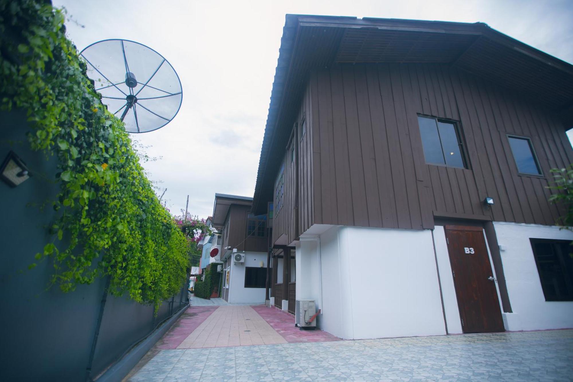 Agga Cnx Hostel Chiang Mai Exterior foto