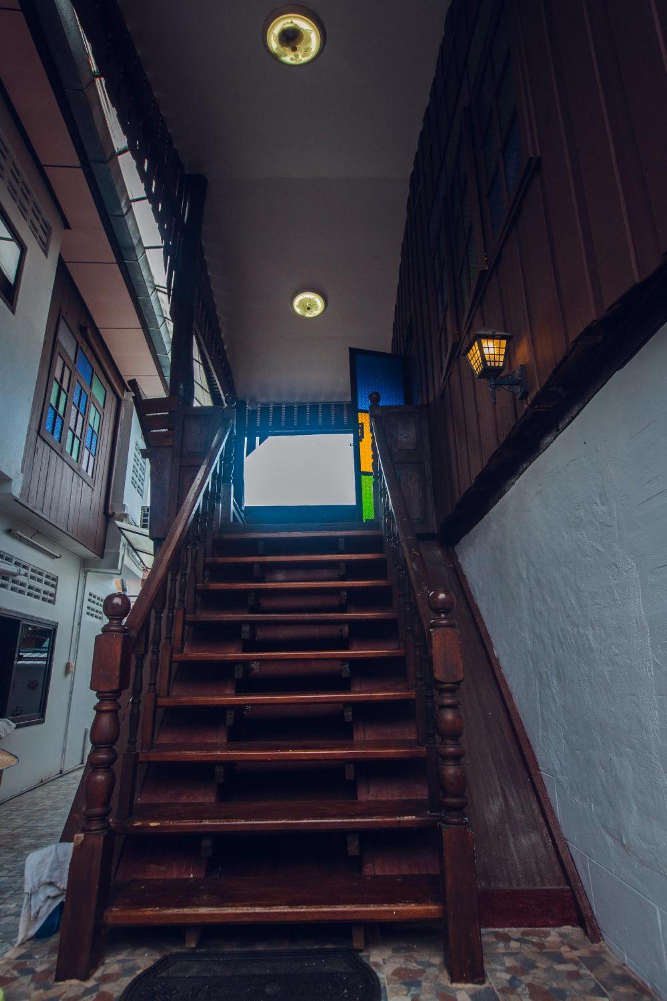 Agga Cnx Hostel Chiang Mai Exterior foto